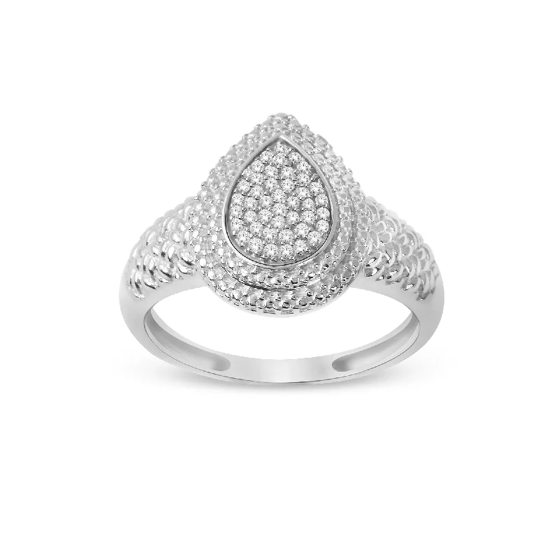 De Couer 1/10ct TDW Diamond Engagement Ring in 10k White Gold